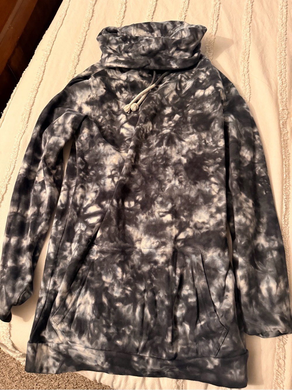 Tie-Dye Funnel Neck Pullover Hoodie - Black & White